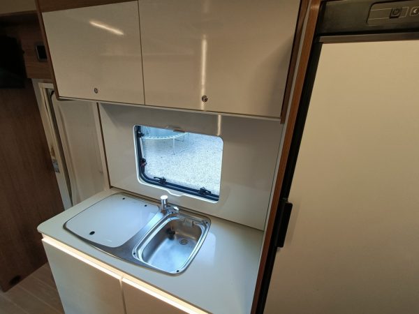AUTOCARAVANA FORD CONTINENTAL - Imagen 21