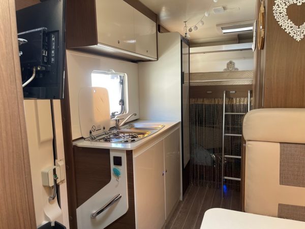 AUTOCARAVANA FORD CONTINENTAL - Imagen 10
